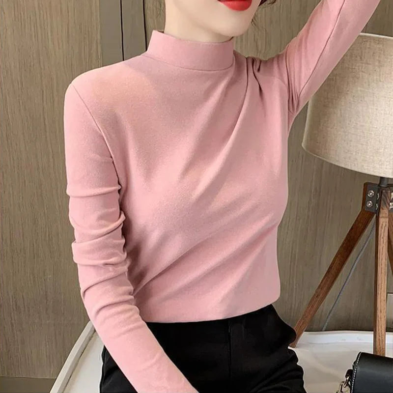 Comodo top semplice con scollo medio e maniche lunghe per donna