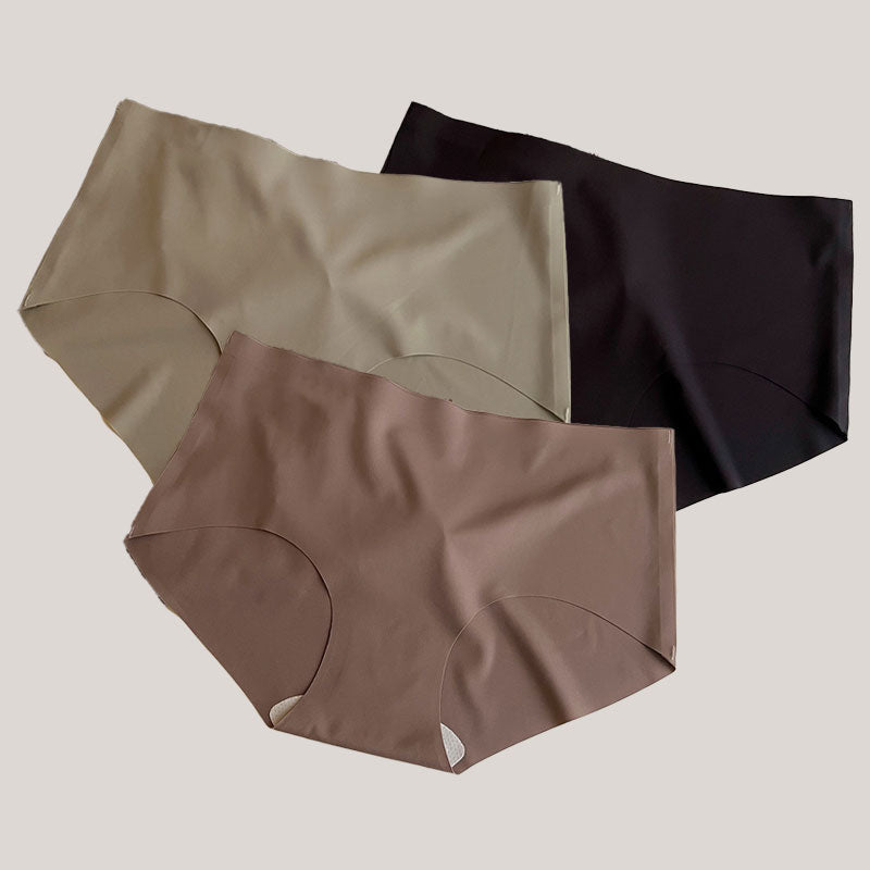 Slip in pelle di latte di set