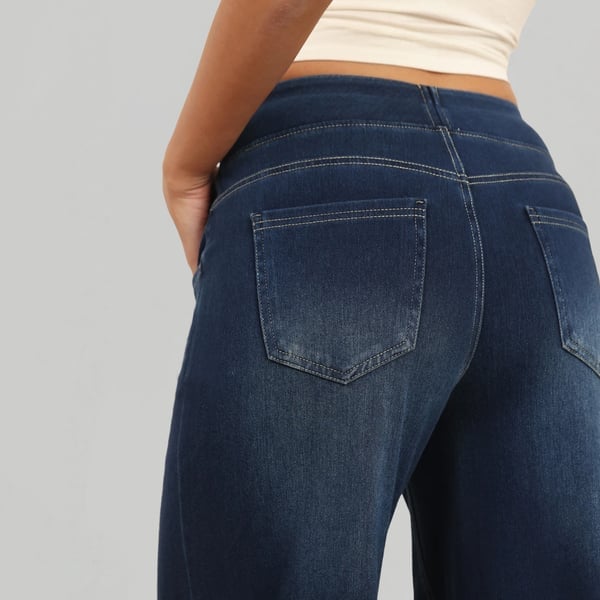 Pantaloni comodi ed elasticizzati a vita alta