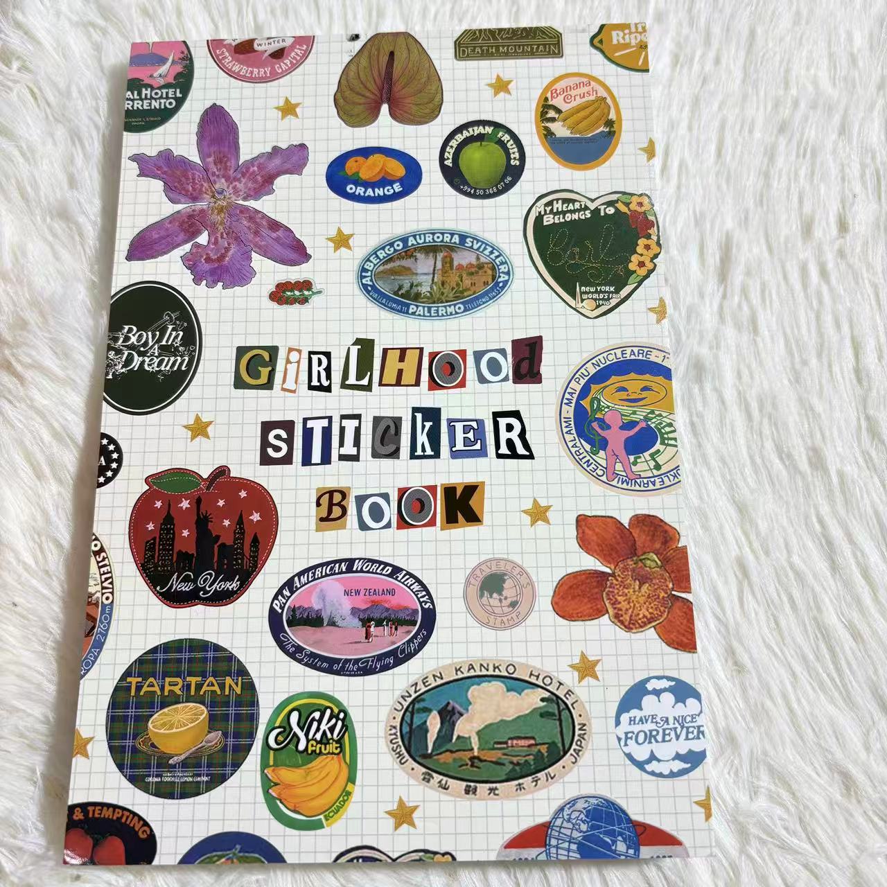 Libro di adesivi sull'adolescenza femminile💕