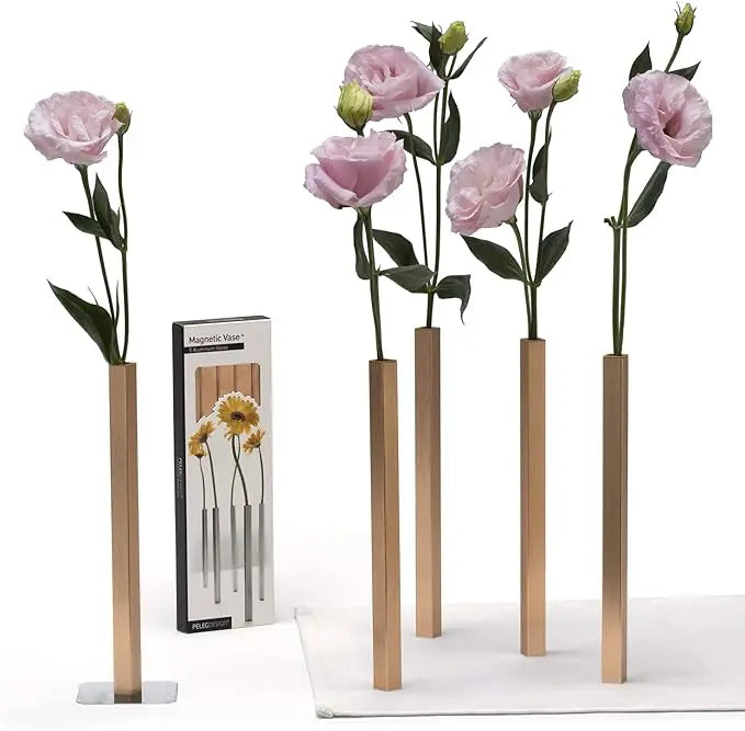 Vaso lungo con fiori magnetici