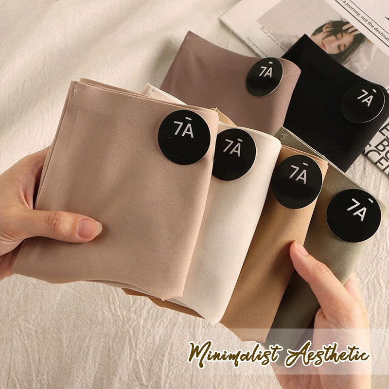 Slip in pelle di latte di set