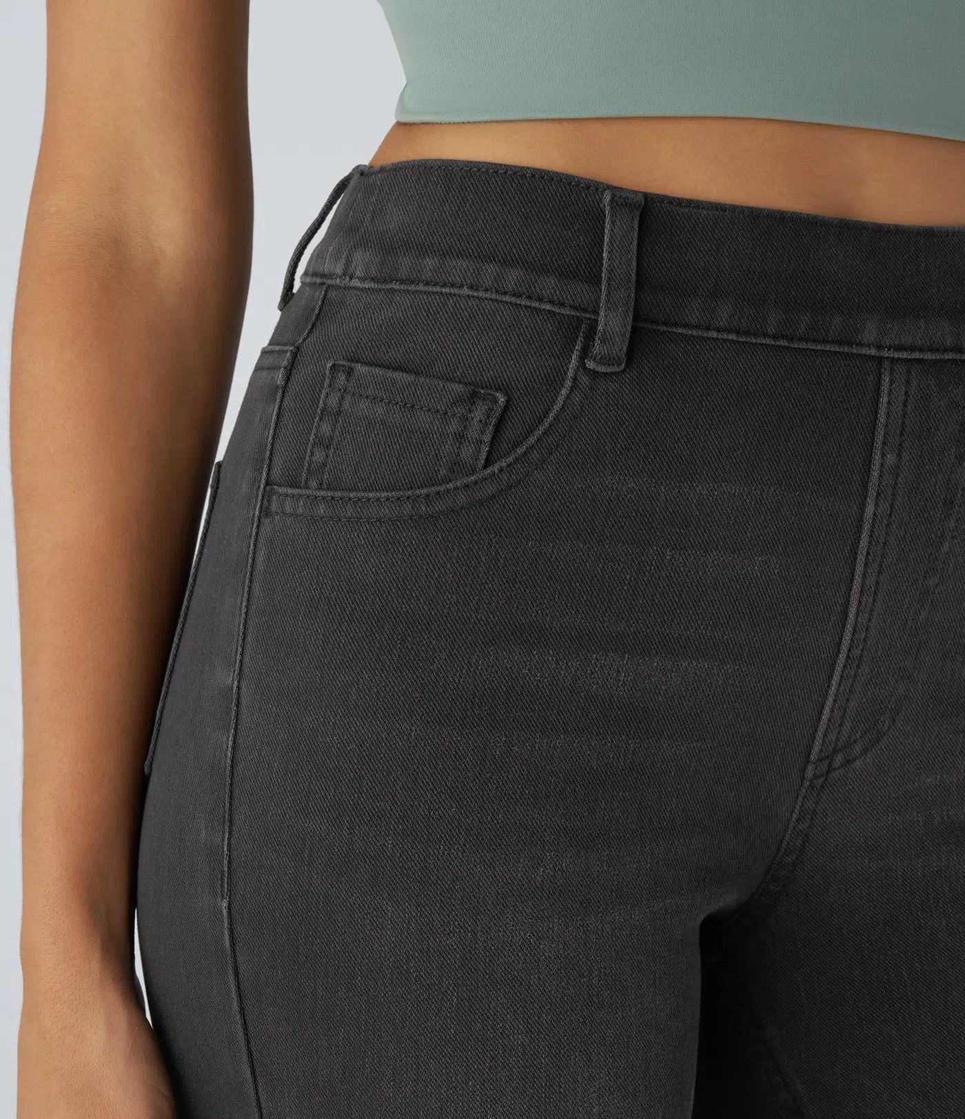 Pantaloni a vita alta elastici e confortevoli