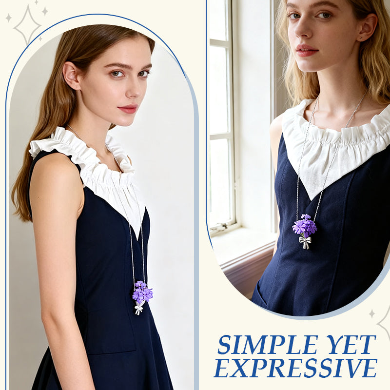 Collana con fiori dal design elegante e creativo