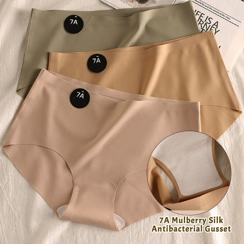 Slip in pelle di latte di set