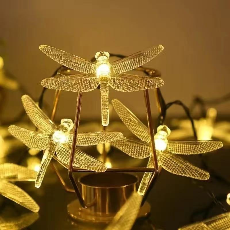 🐝Catene luminose a LED alimentate da pannelli solari