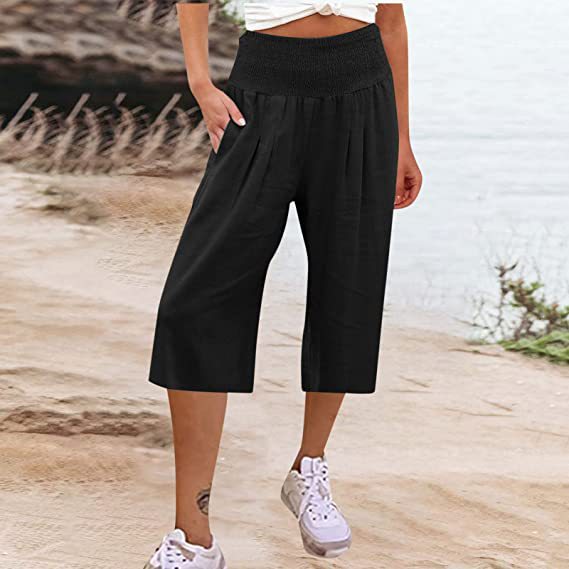 Pantaloni corti da donna con elastico in vita