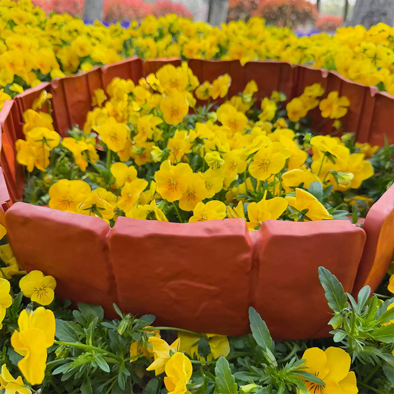 Recinzione di contenimento in plastica per giardino