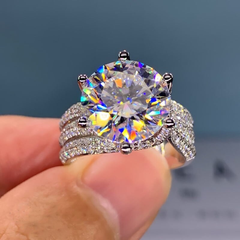 🎁 Anello con zircone super brillante da 3 carati