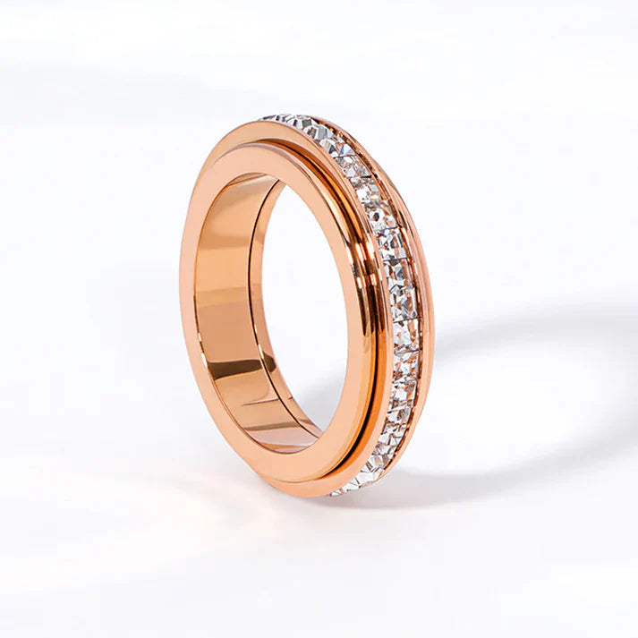 💖 Mega offerta del Black Friday – 50% di sconto!💖 Anello girevole realizzato in acciaio al titanio con zircon