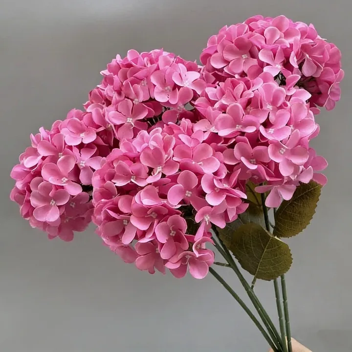 Fiori di ortensia artificiali