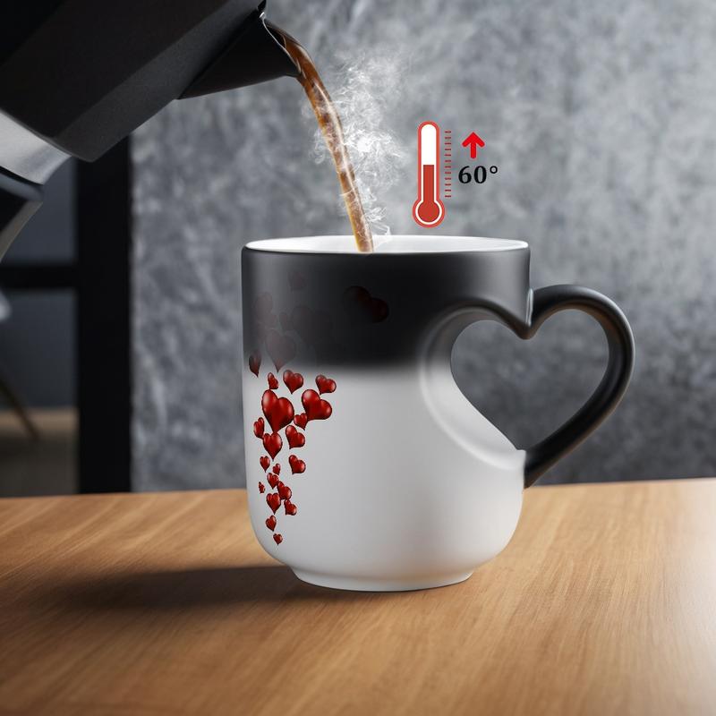 Tazza magica in ceramica a forma di cuore che cambia colore