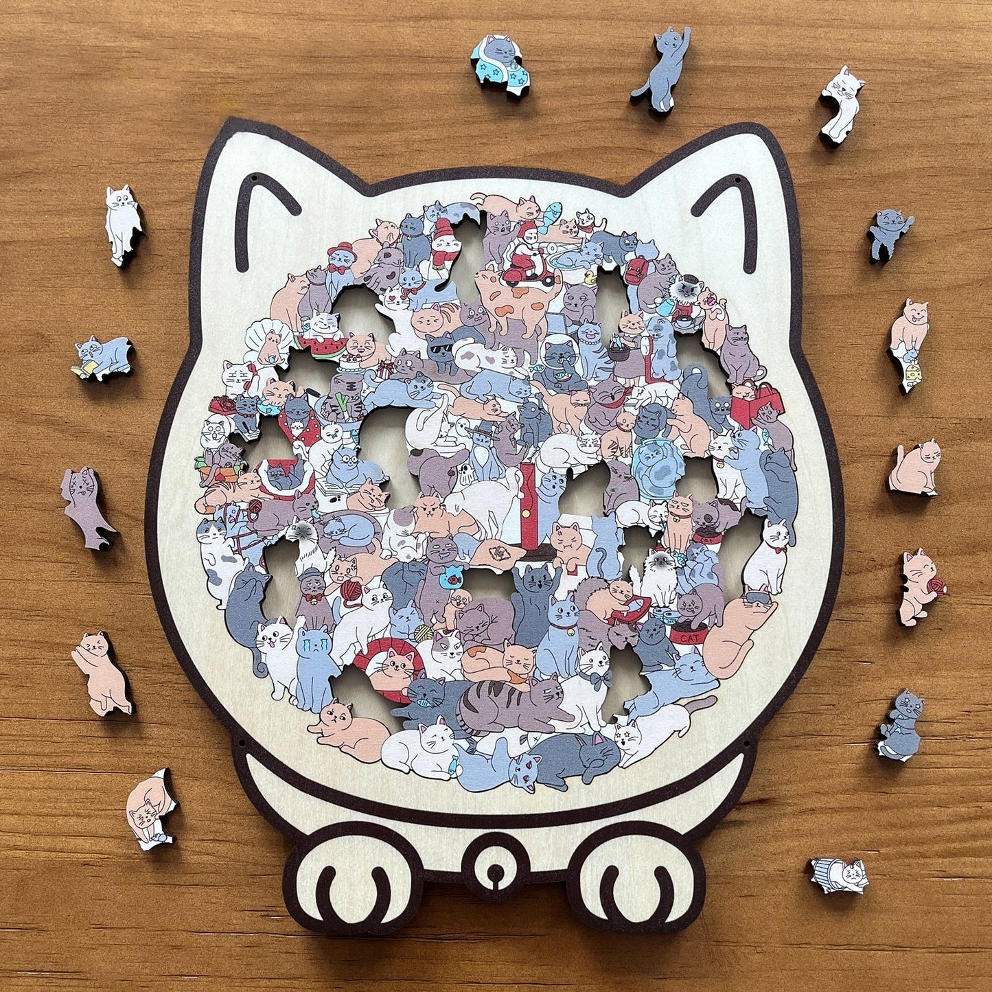 Puzzle in legno a forma di gatto dai colori di Morandi (135 pezzi)