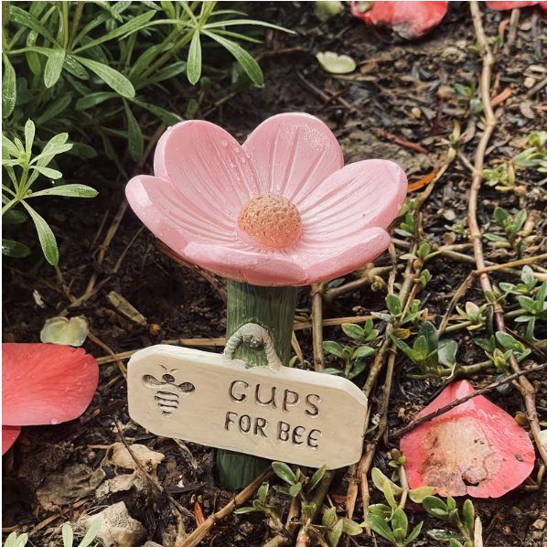 Stazione di irrigazione per api in ceramica a forma di fiore
