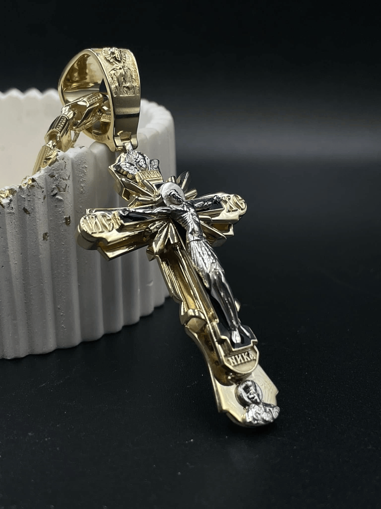 ⌛Consacrazione del ciondolo del Santo Gesù
