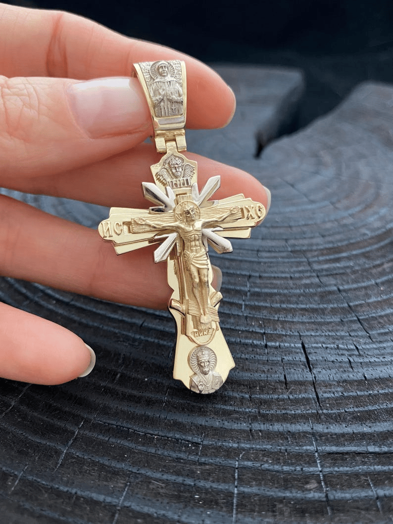 ⌛Consacrazione del ciondolo del Santo Gesù