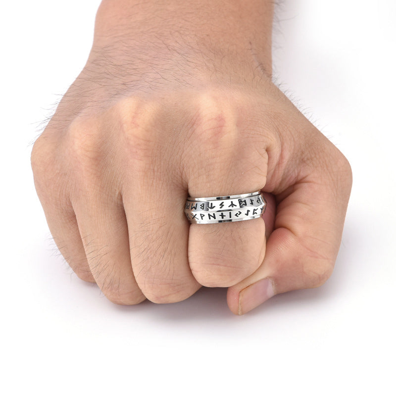 ✨🎅Offerte natalizie – Solo per poco tempo!⏰Anello rotante Titanium Steel Viking Run