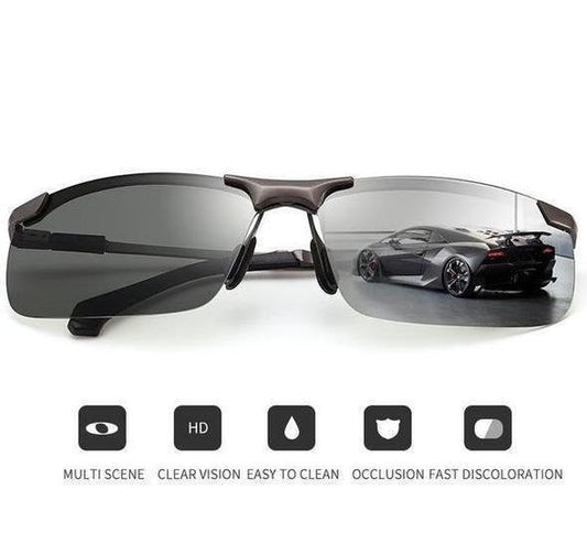 🥳2026 OFFERTA SPECIALE🥳💞Oltre 50.000 paia vendute!🕶️🌦️ Lenti fotocromatiche migliorate! La polarizzazione antiriflesso incontra l'adattamento intelligente alla luce. Una scelta elegante e intelligente per i tuoi occhi. 💎😎
