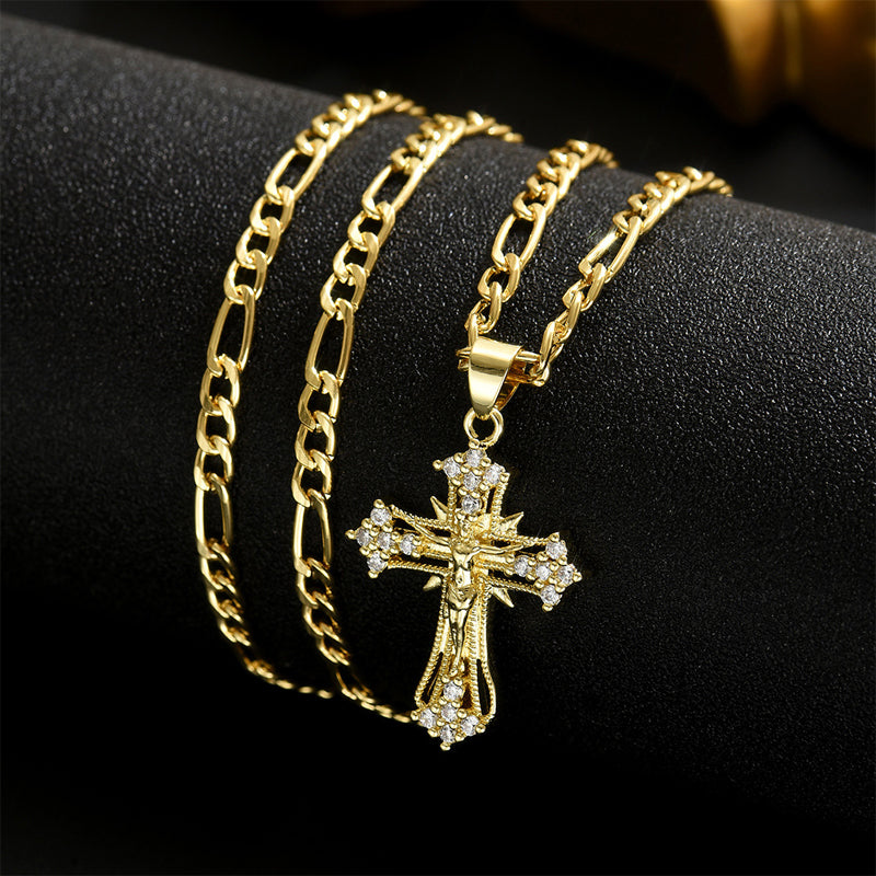 Collana con crocifisso in oro – catena regolabile e finitura scintillante
