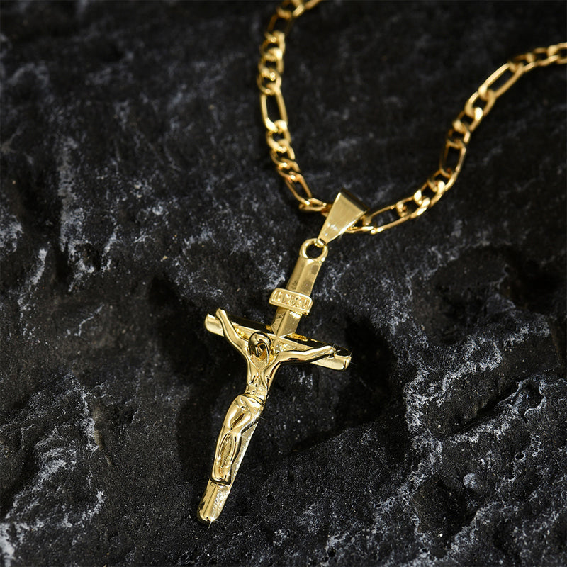 Collana con crocifisso in oro – catena regolabile e finitura scintillante