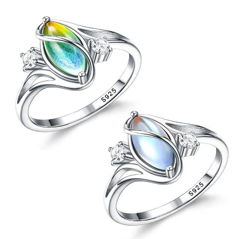 💍Anello geometrico ovale con pietra di luna e dettagli in zirconia: mistico, scintillante e dall'eleganza senza tempo