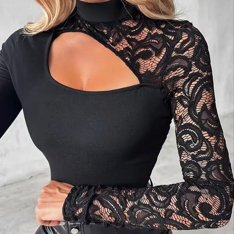 Top da donna con maniche asimmetriche in pizzo traforato