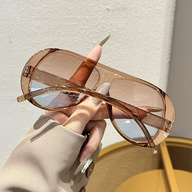 Occhiali da sole Aviator alla moda