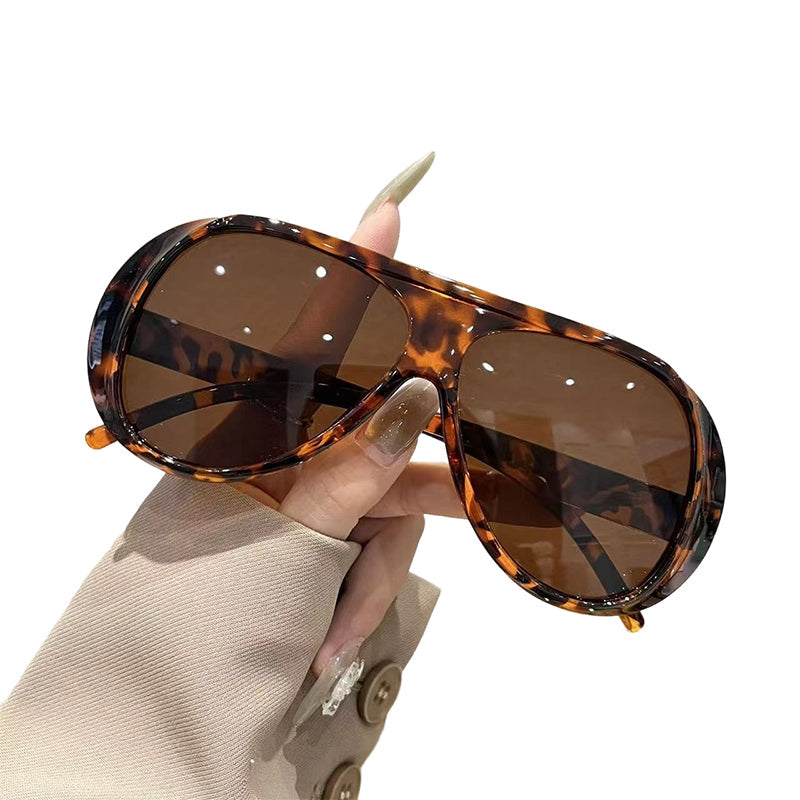 Occhiali da sole Aviator alla moda