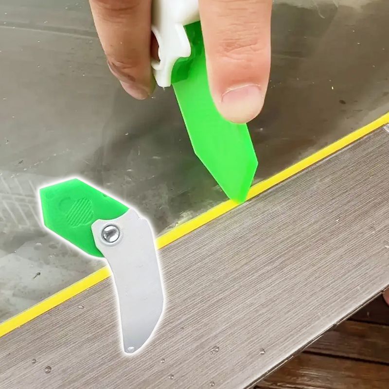Spatola e strumento per stuccatura multiuso 9-in-1